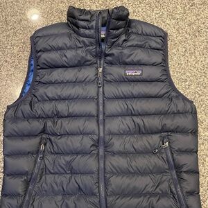 Patagonia Men’s Down Sweater Vest Navy M